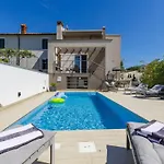 Albona Luna By Interhome *