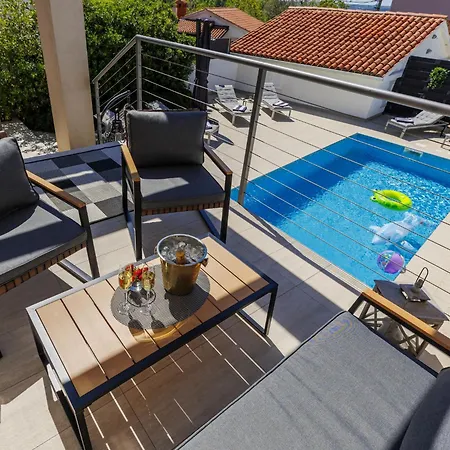 Albona Luna By Interhome بيت للعطل *